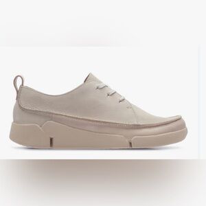 Clark’s Women’s size 7  Tri Clara Laced Comfort Tennis Shoes.